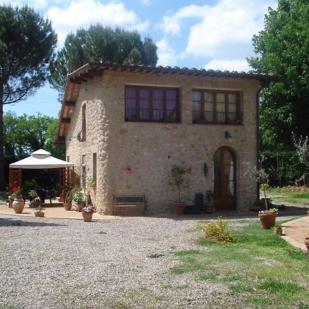 Maison d'hôtes Casale Il Colombaio Di Toiano à Valli Extérieur photo